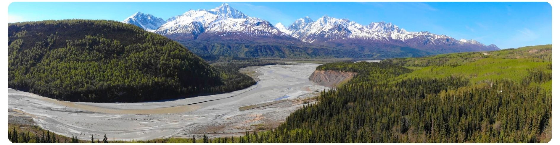 panoramic of river and mountain